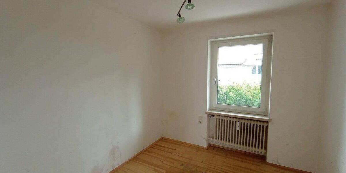 Mehrfamilienhaus, Wohnhaus Neusäß - 8 Zimmer, 200 m&sup2;, 720.000&euro; | Angebot:26865308