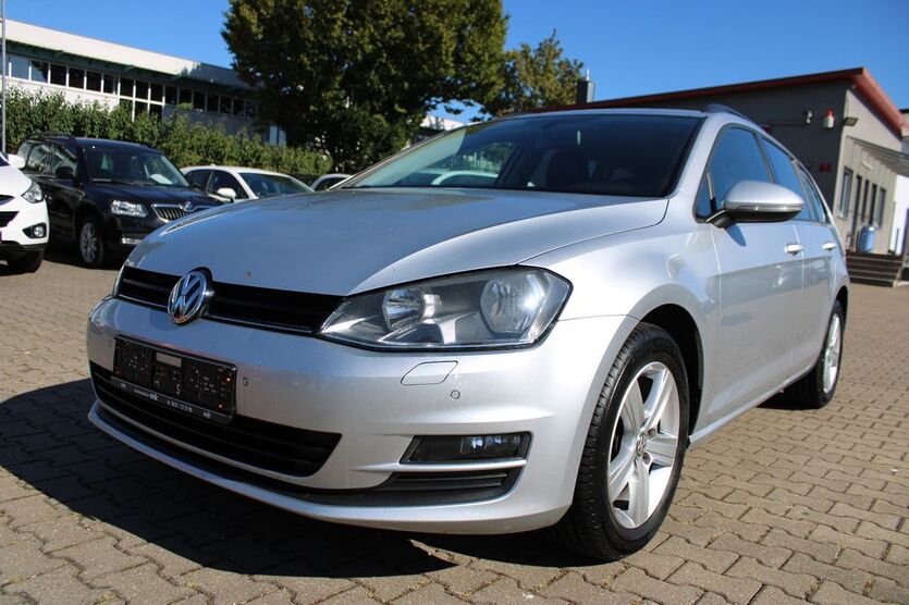 VW Golf 194.810 km 6.990 € Augsburg 86165