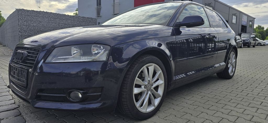 Audi A3 250.000 km 3.990 € Augsburg 86167