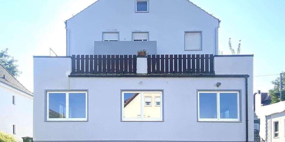 Haus zum Kaufen in Augsburg 1.180.000 € 255 m² 15 zimmer