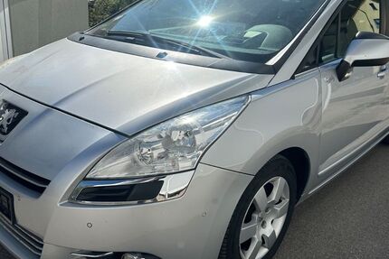 Peugeot 5008 267.500 km 2.999 &euro; Augsburg 86154