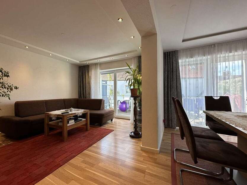 Wohnung zum Kaufen in Augsburg 334.000 € 63.15 m²