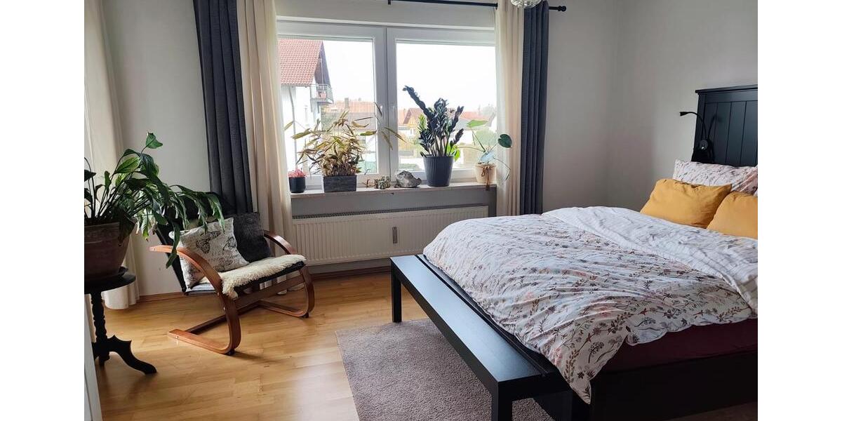 Etagenwohnung Scheuring - 4 Zimmer, 101 m&sup2;, 1.500&euro; | Angebot:26525640