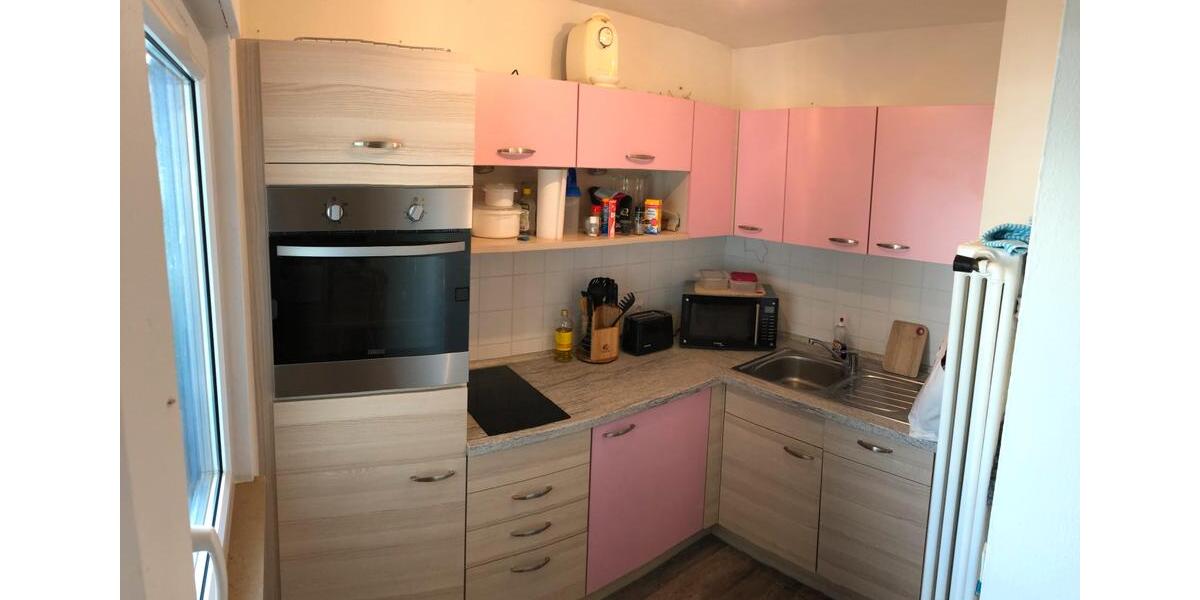 Stilvolle 2-Zimmer-Hochparterre-Wohnung mit EBK und Balkon in Aug 2 zimmer