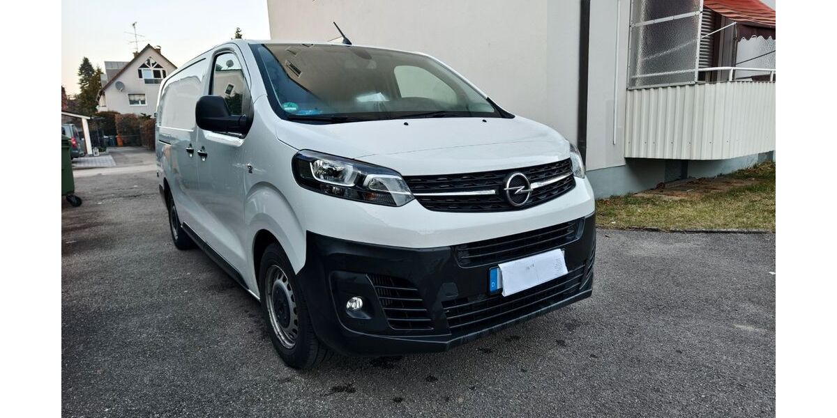 Opel Vivaro 100.000 km 17.600 &euro; Augsburg 86179