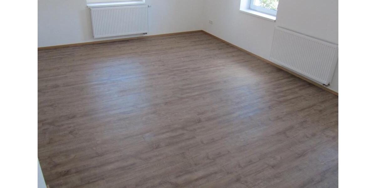 Etagenwohnung Hiltenfingen - 3 Zimmer, 80 m&sup2;, 980&euro; | Angebot:26591682