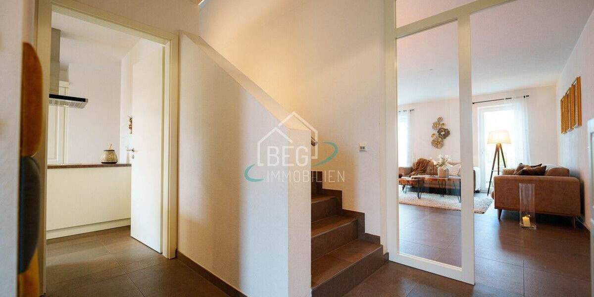 Reihenmittelhaus Mering - 5 Zimmer, 136 m&sup2;, 798.000&euro; | Angebot:25687536