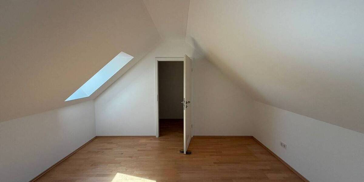 Etagenwohnung Augsburg Haunstetten - 2 Zimmer, 61 m&sup2;, 1.050&euro; | Angebot:26308702