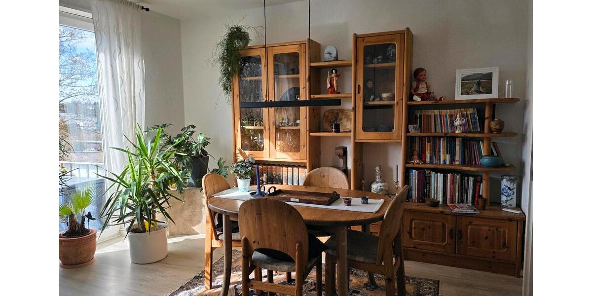 Etagenwohnung Neusäß - 4 Zimmer, 96 m&sup2;, 1.500&euro; | Angebot:25128388