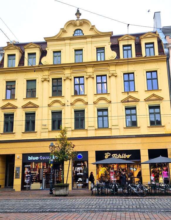 Einzelhandel in Augsburg 3.013,12 € 273.92 m²