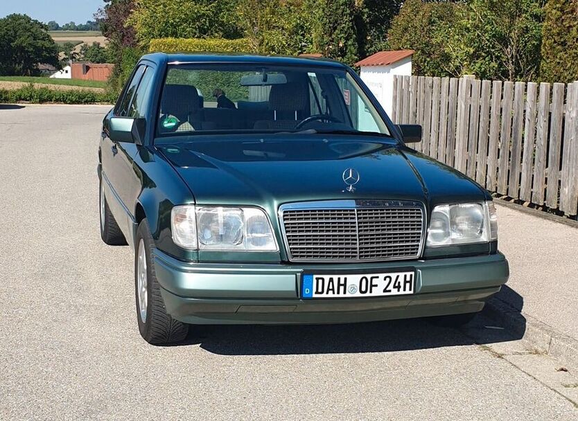 E 220