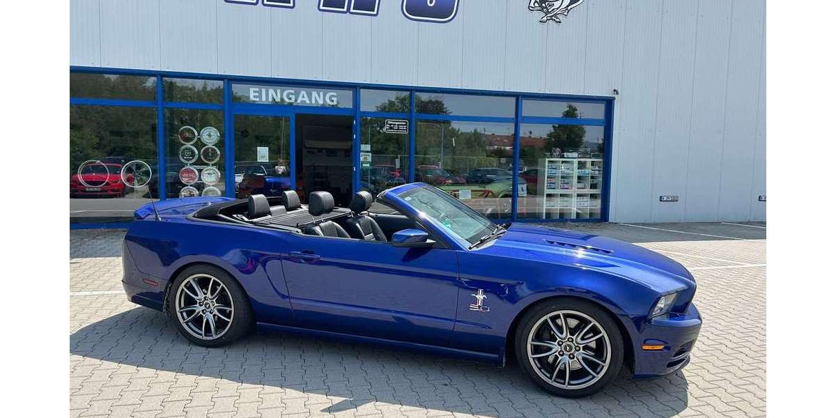 Ford Mustang 104.000 km 27.500 &euro; Gersthofen 86368