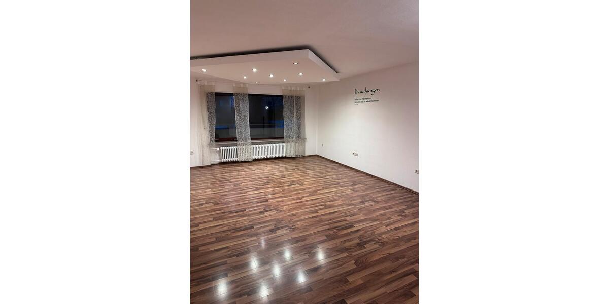 Hochparterre Augsburg Haunstetten-Siebenbrunn - 4 Zimmer, 113 m&sup2;, 395.000&euro; | Angebot:24766327