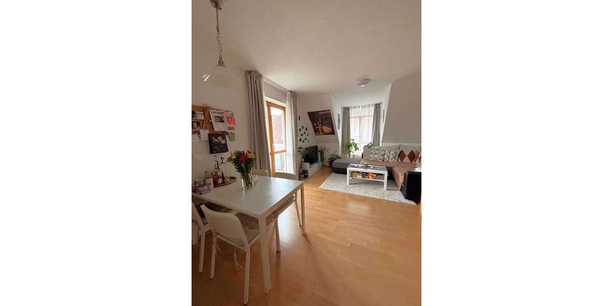 Etagenwohnung Augsburg Innenstadt - 2.5 Zimmer, 61 m&sup2;, 299.000&euro; | Angebot:25979798
