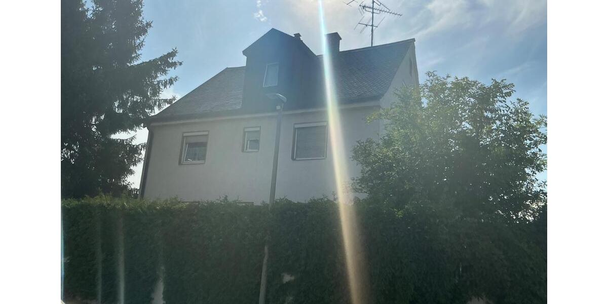 Mehrfamilienhaus, Wohnhaus Augsburg Haunstetten-Siebenbrunn - 7 Zimmer, 160 m&sup2;, 550.000&euro; | Angebot:27055057