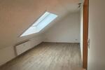 Dachgeschoßwohnung Untermeitingen - 3 Zimmer, 80 m&sup2;, 800&euro; | Angebot:26459645