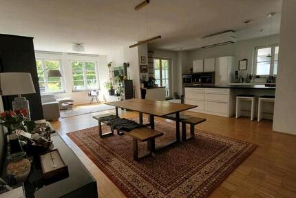 Wohnung Augsburg Innenstadt - 3 Zimmer, 131 m&sup2;, 1.950&euro; | Angebot:27585471
