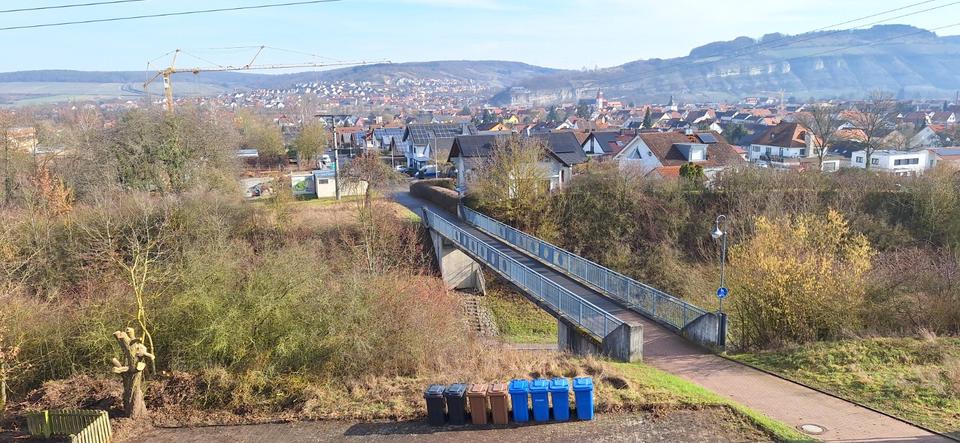 Dachgeschoßwohnung Langweid am Lech - 3 Zimmer, 65 m&sup2;, 680&euro; | Angebot:25403382