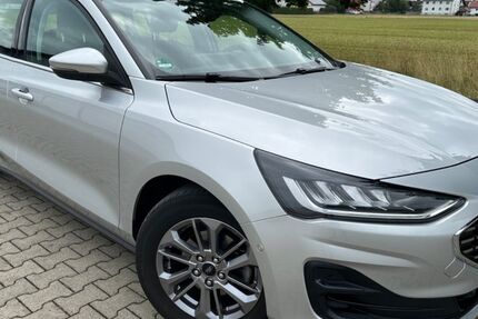 Ford Focus 45.000 km 17.990 € Dinkelscherben 86424