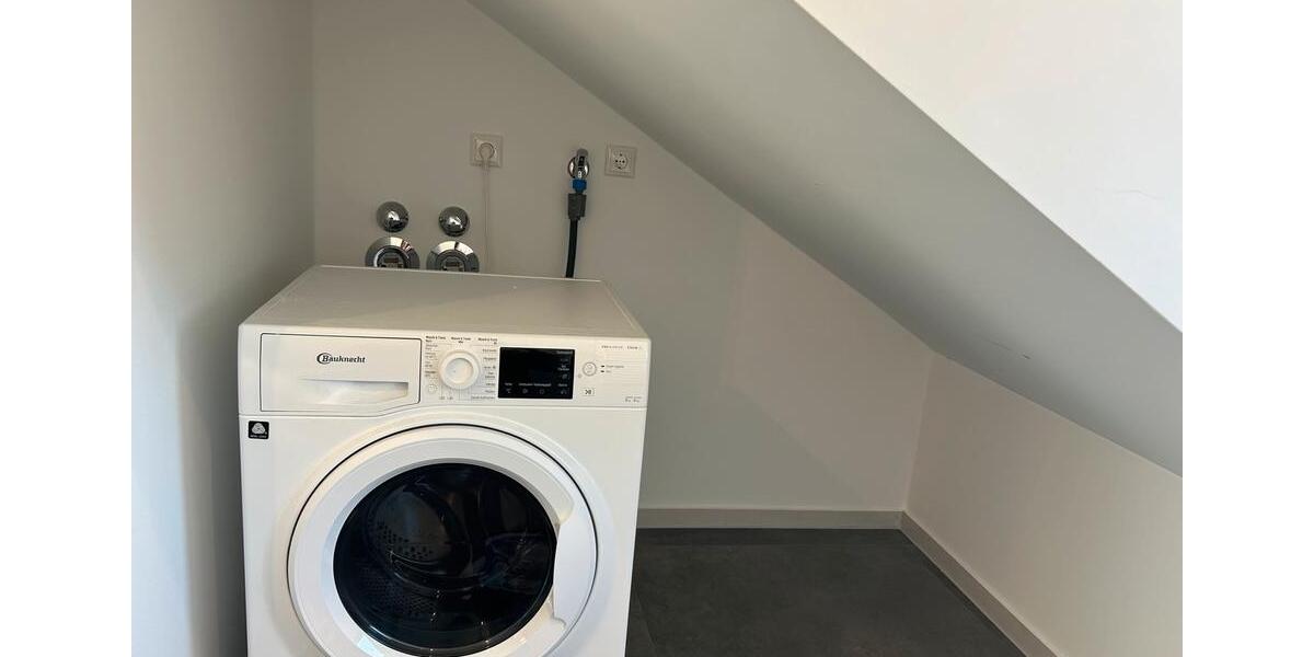 Dachgeschoßwohnung Egenhofen - 1 Zimmer, 26 m&sup2;, 500&euro; | Angebot:26045110