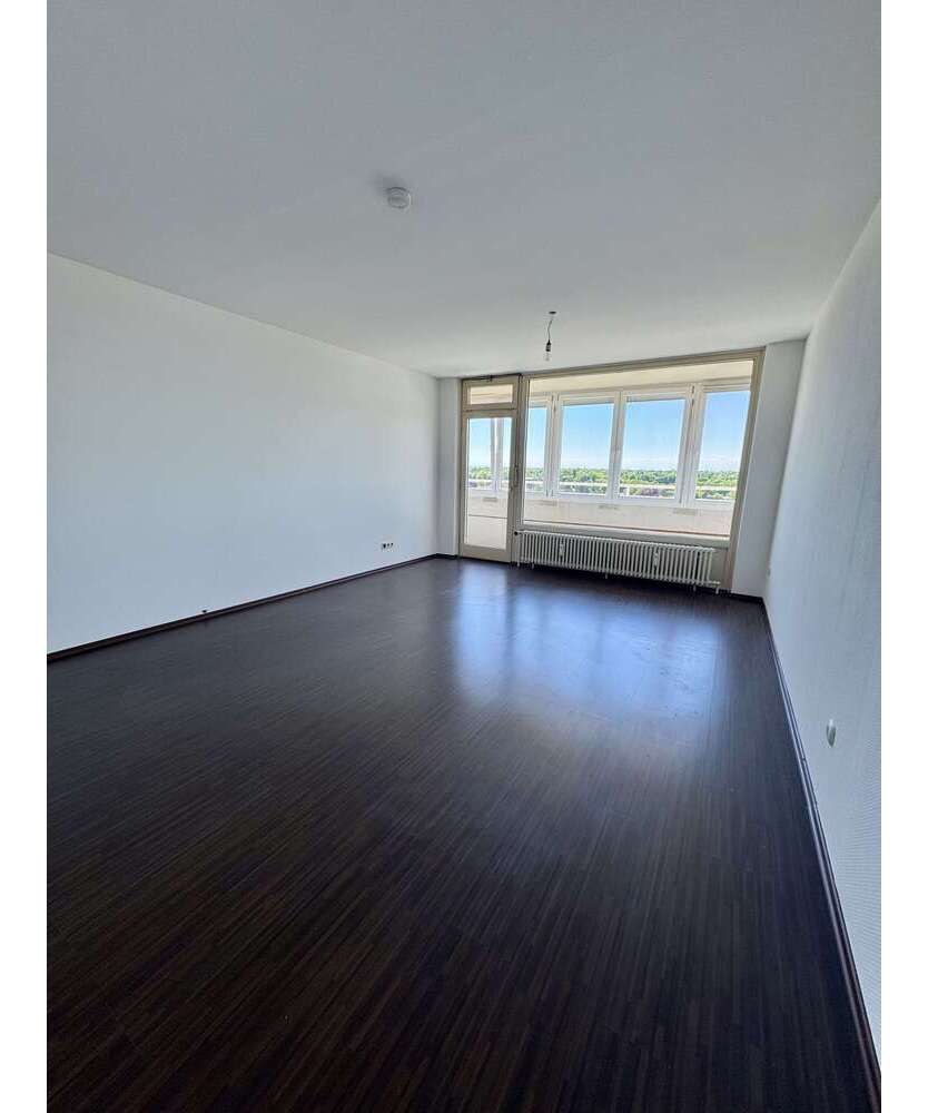 Wohnung zum Kaufen in Augsburg 304.000 € 87 m²