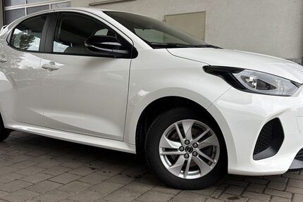 Mazda 2 Hybrid 37.382 km 18.690 &euro; Buttenwiesen 86647