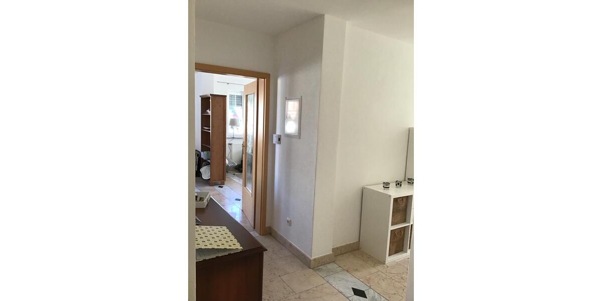 Etagenwohnung Schiltberg - 4 Zimmer, 130 m&sup2;, 1.380&euro; | Angebot:26196409