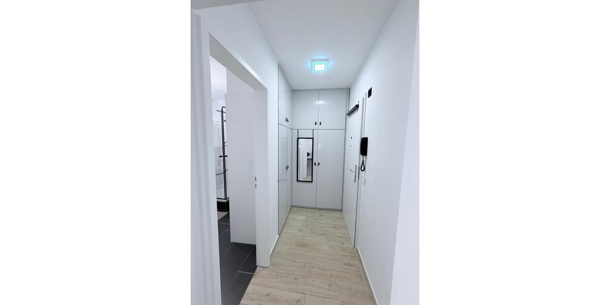 Modern möblierte Wohnung - stilvoll wohnen im Univiertel zimmer