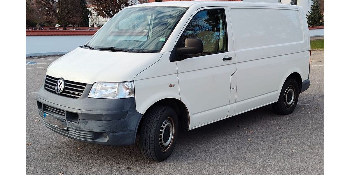 VW T5 Transporter 178.000 km 7.300 € Emersacker 86494