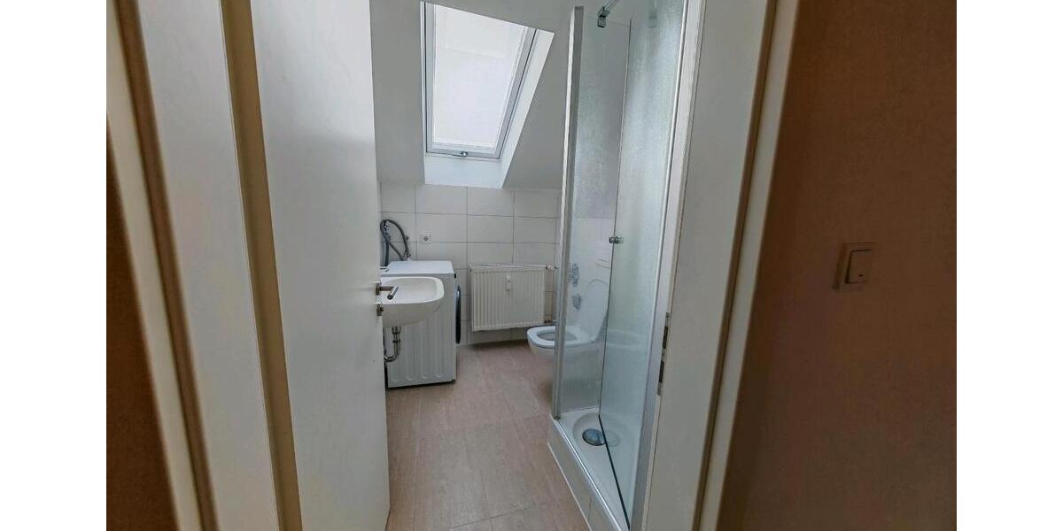 Dachgeschoßwohnung Gachenbach - 4 Zimmer, 107 m&sup2;, 1.200&euro; | Angebot:26263122