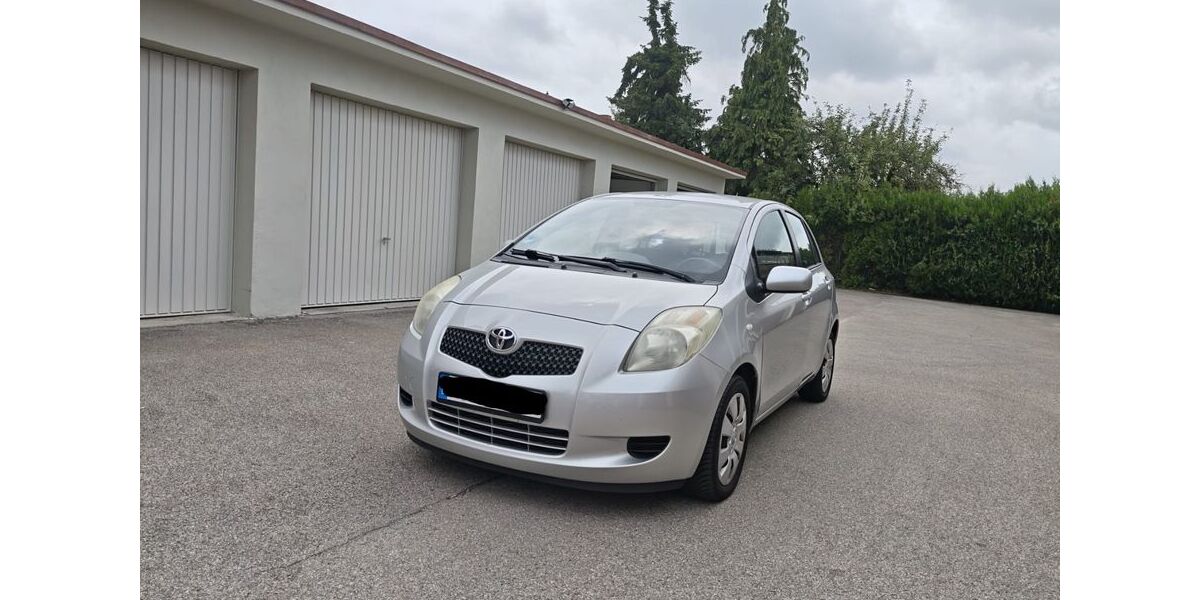 Toyota Yaris 142.000 km 2.750 &euro; Gersthofen 86368