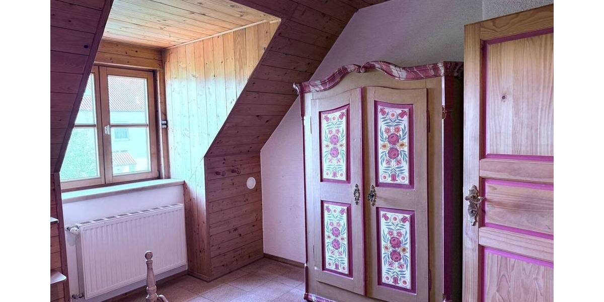 Einfamilienhaus Meitingen Ostendorf - 9 Zimmer, 114 m&sup2;, 469.000&euro; | Angebot:26796419