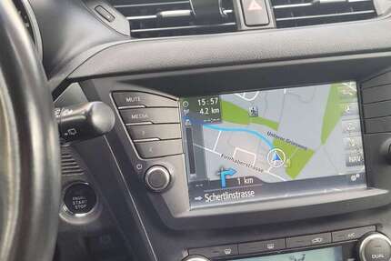 Toyota Avensis 177.000 km 8.700 € Hochfeld (Augsburg) 86159