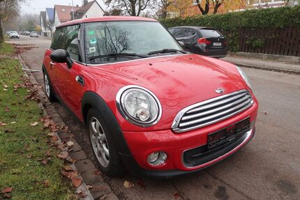 Mini ONE 82.581 km 6.600 &euro; Augsburg 86163