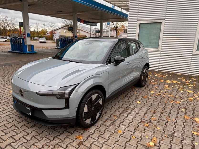 Volvo EX30 8.400 km 42.000 € Augsburg 86157