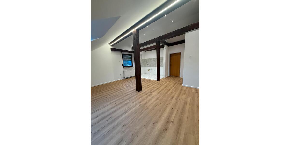 Dachgeschosswohnung 2 zimmer