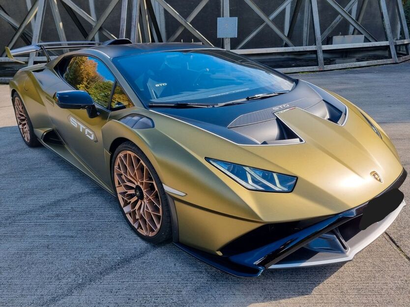 Lamborghini Huracán 4.144 km 388.000 € Jettingen-Scheppach 89343