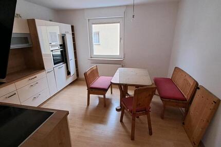 Wohnung Augsburg Lechhausen - 4 Zimmer, 90 m&sup2;, 1.200&euro; | Angebot:25170472