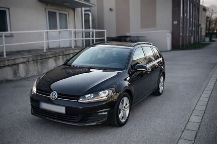 VW Golf 117.000 km 12.000 &euro; Augsburg 86179