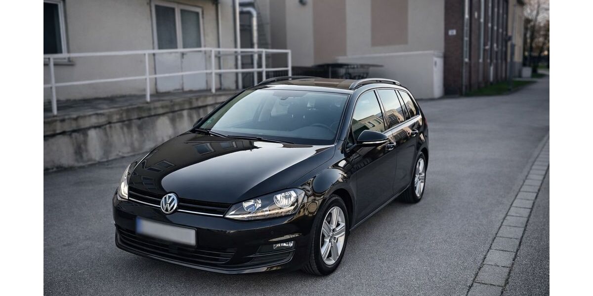 VW Golf 117.000 km 12.000 &euro; Augsburg 86179