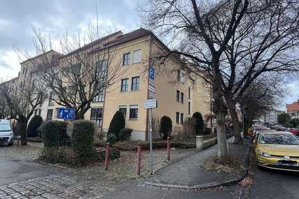 Wohnung Augsburg Antonsviertel - 3 Zimmer, 80 m&sup2;, 370.000&euro; | Angebot:25270435