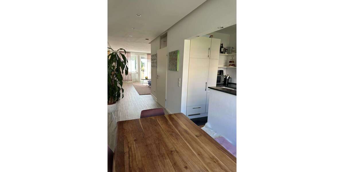 Etagenwohnung Augsburg Lechhausen - 3 Zimmer, 86 m&sup2;, 1.100&euro; | Angebot:26926567