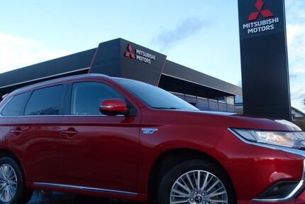 Mitsubishi Plug-in Hybrid Outlander 42.598 km 22.990 &euro; Königsbrunn 86343