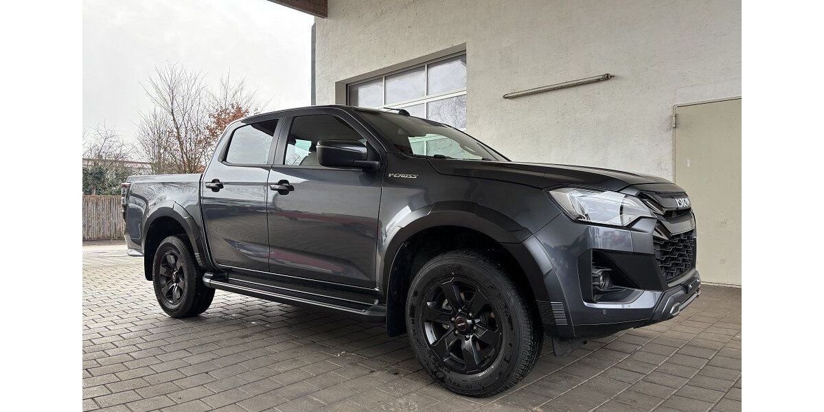 Isuzu D-Max 5.300 km 49.890 € Buttenwiesen 86647