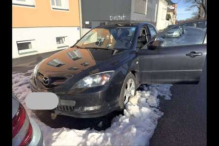 Mazda 3 144.000 km 4.000 &euro; Kissing 86438