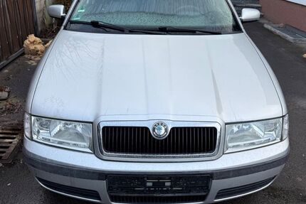 Skoda Octavia 366.000 km 990 &euro; Königsbrunn 86343