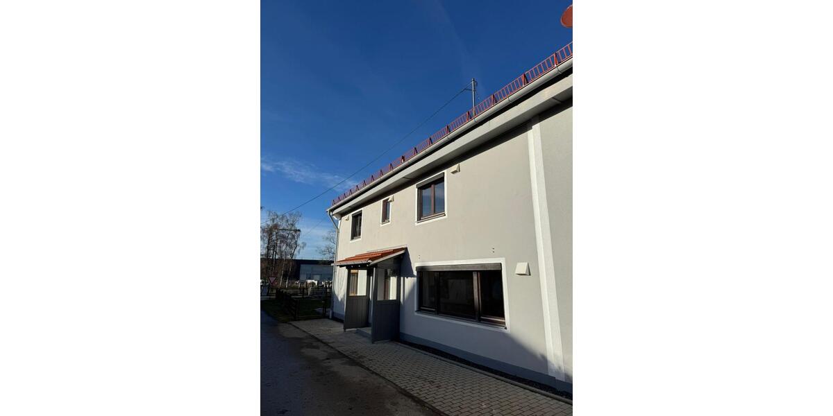 Reihenhaus Steindorf - 6 Zimmer, 153 m&sup2;, 1.500&euro; | Angebot:25969563