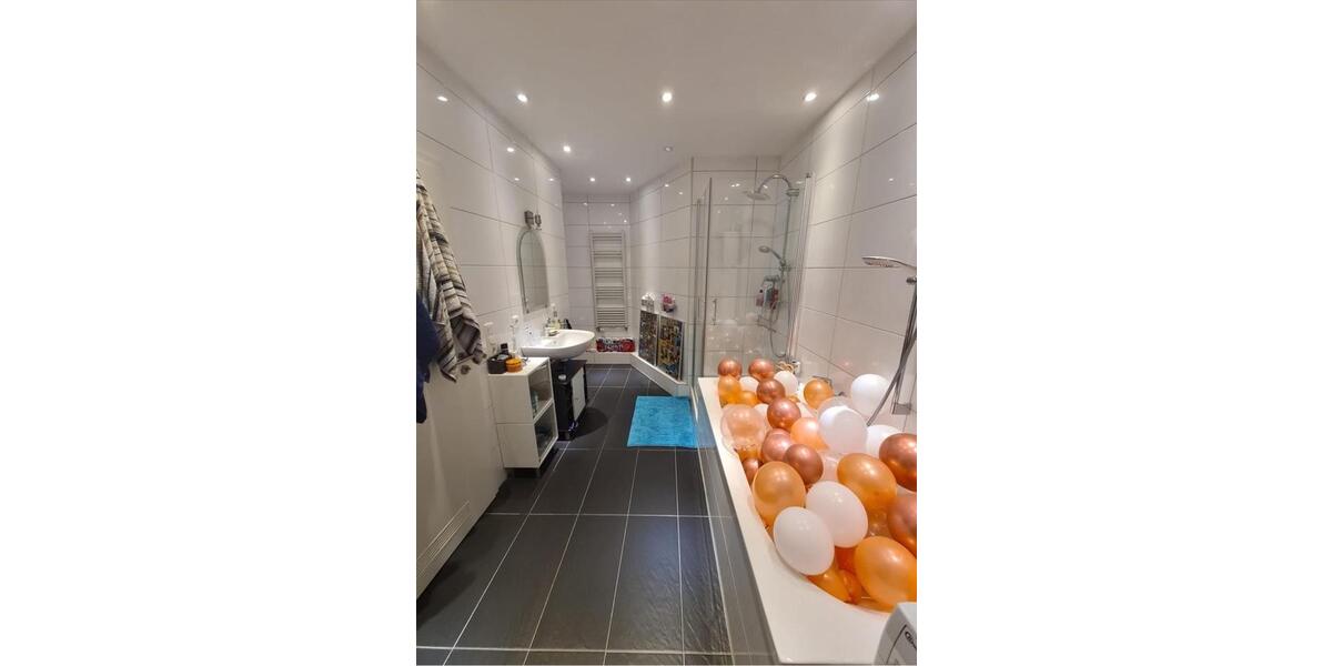 Etagenwohnung Augsburg Universitätsviertel - 3 Zimmer, 77 m&sup2;, 1.400&euro; | Angebot:25990552