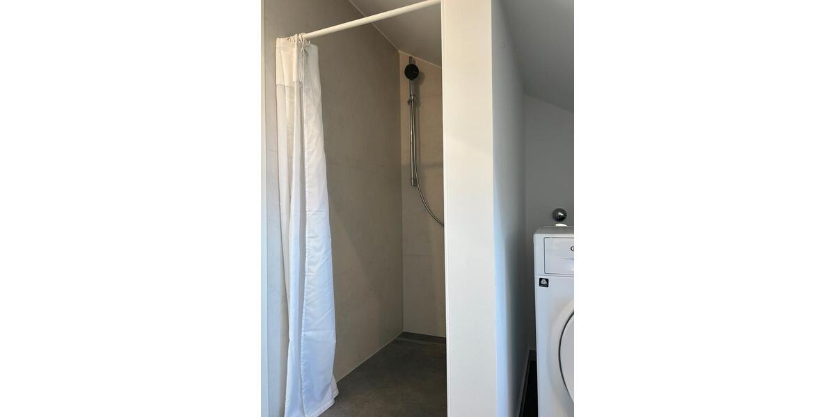 Dachgeschoßwohnung Egenhofen - 1 Zimmer, 26 m&sup2;, 500&euro; | Angebot:26045110