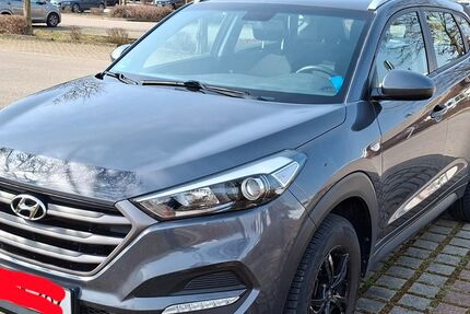 Hyundai TUCSON 60.000 km 13.800 &euro; Augsburg 86179